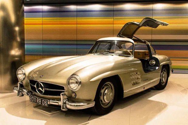 카지노 레드 플러시 안드로이드/iOS 앱